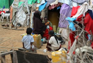 Somalische Mutter mit Kindern