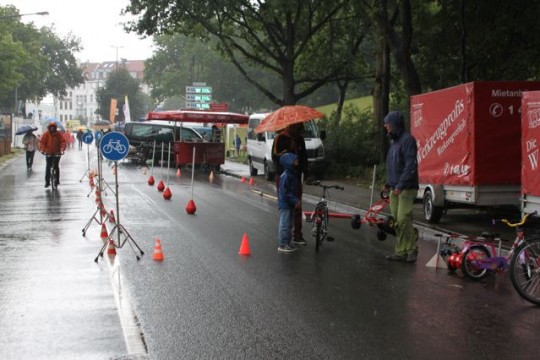 Fahrradfestival: Bei Dauerregen bleiben die Besucher weg © Reidl