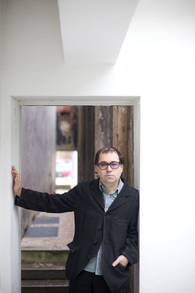 Fernando de Brito Links Lavendel, rechts Schlamm