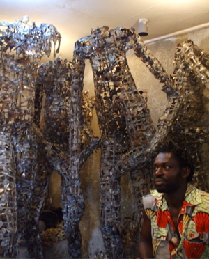 Freddy Tsimba in seinem Atelier in Matonge