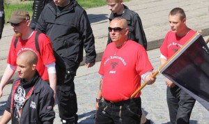 M. Dugall am 1. Mai 2012 auf einer NPD-Demo in Neubrandenburg