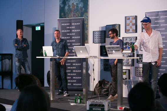 Die Grafikdesigner Johannes Erler, Mirko Borsche, Mario Lombardo und Lars Harmsen (von links nach rechts)
