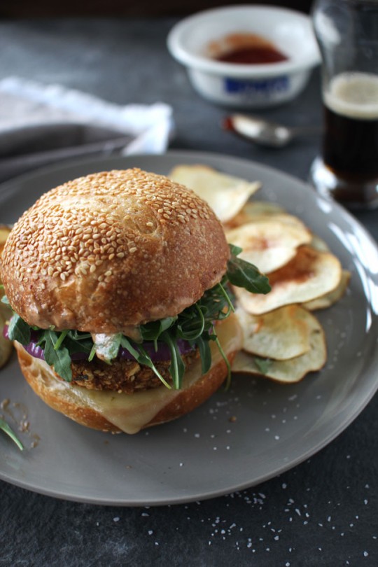 Crunchy Chickpea Burgers http://www.flourishingfoodie.com/2013/02/crunchy-chickpea-burgers-with-tangy.html